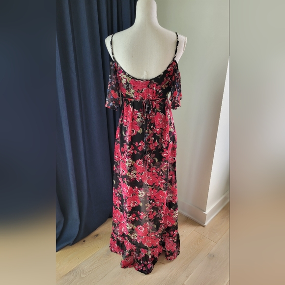 TARGET | Cold Shoulder Floral Maxi Dress - Picture 9 of 10